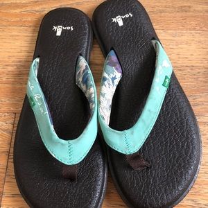 Hawaiian Edition Sanuk Sandals